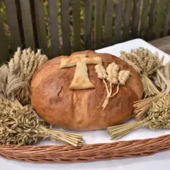 Sennik Chleba: Symbolika i znaczenie snów o chlebie