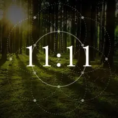 Symbolika fenomenu 11:11 w zegarze czasu - odkryj jego znaczenie