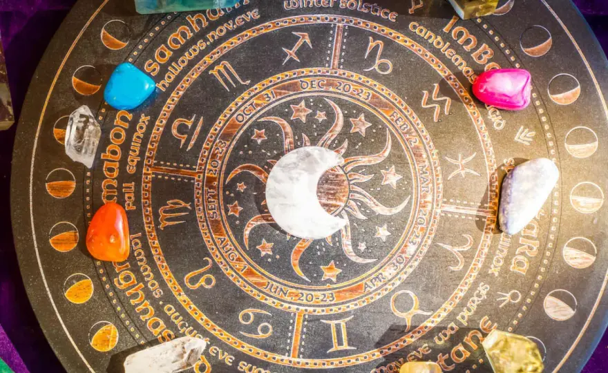 Czerwcowe znaki zodiaku: sprawdź swoje cechy i daty